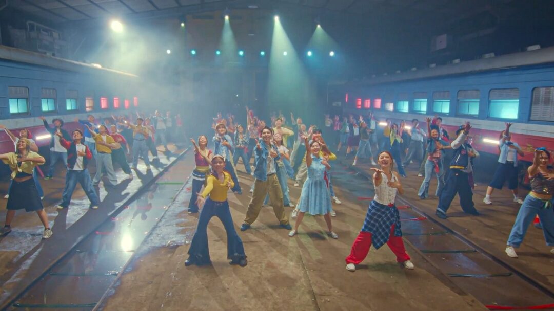 Cú "one-shot" ấn tượng ở ngay phần mở màn của Cảm ơn người đã thức cùng tôi.