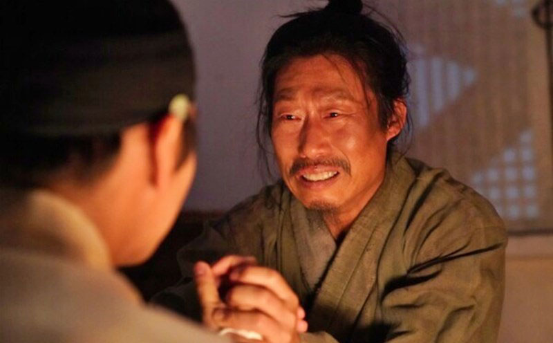 Dù bi thương nhưng mình thích cái kết trong phim, có lẽ giải quyết theo cách đó là trọn vẹn nhất.