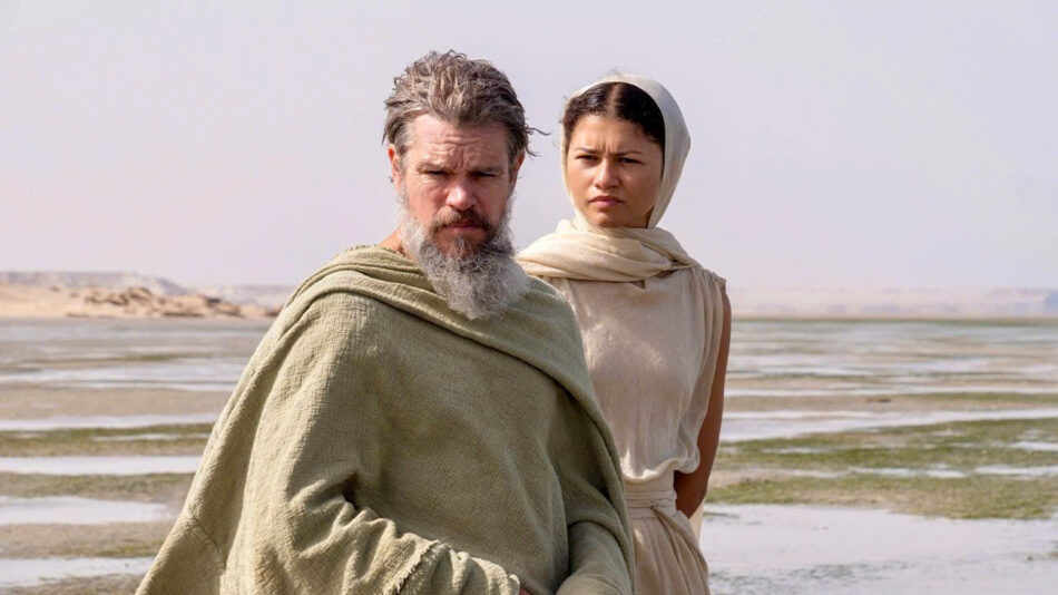 Nhân vật Odysseus (Matt Damon) và nữ thần Athena (Zendaya) trong phim The Odyssey của đạo diễn Christopher Nolan.